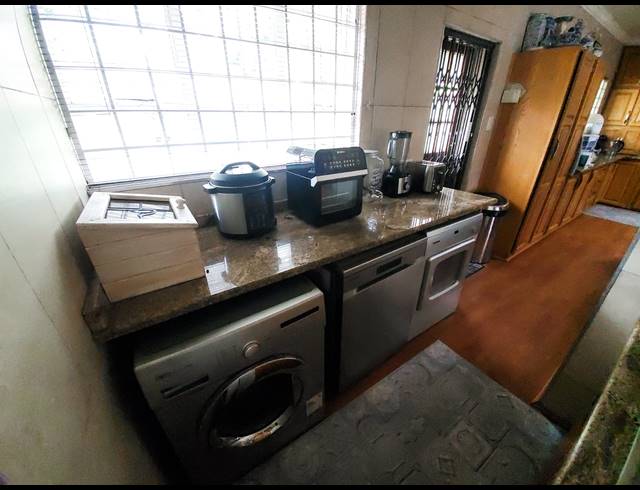 4 BEDROOM HOUSE FOR SALE IN SASOLBURG EXT 23